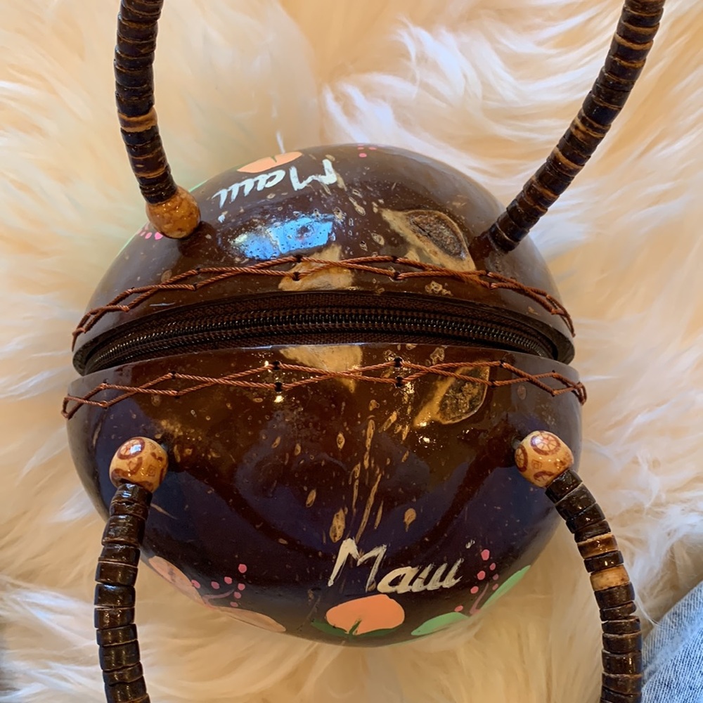♥️SOLD♥️Hawaiian Coconut shell bag - Picture 3 of 5